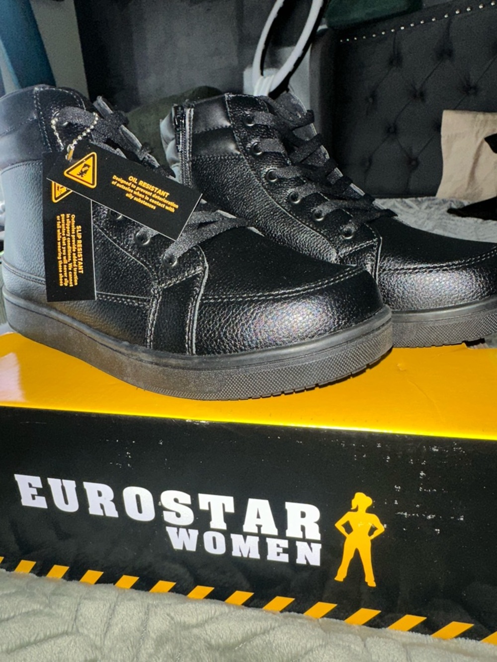 Eurostar- Buffy Mid II slip-resistant high-top